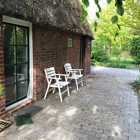 Haus Kaethe Am Deich Nyaraló Balje