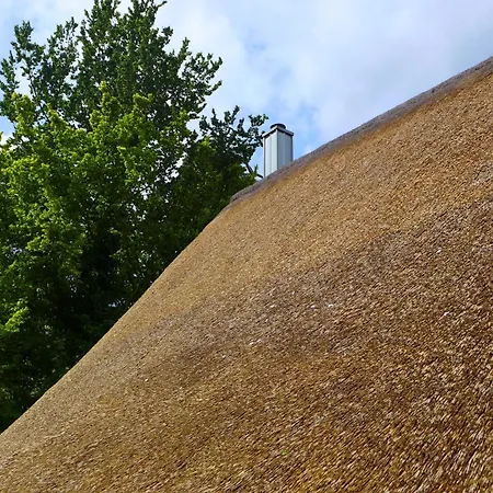 Haus Kaethe Am Deich Nyaraló *